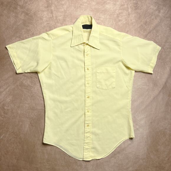 Vintage 70s Yellow Short Sleeve Dagger Collar Button Up Shirt Pastel Disco Retro - Picture 1 of 5